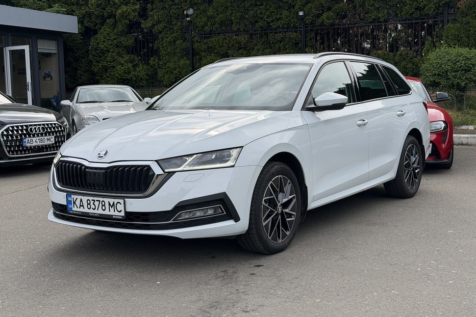 Продам Skoda Octavia 2024 года в Киеве