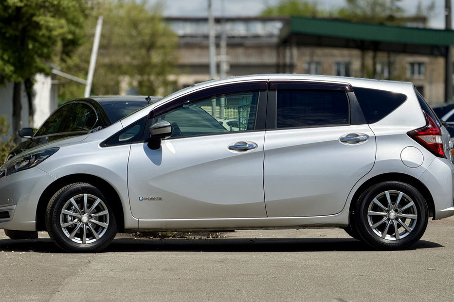 Продам Nissan Note 1.2 e-POWER АТ (109 к.с) 2017 года в Киеве