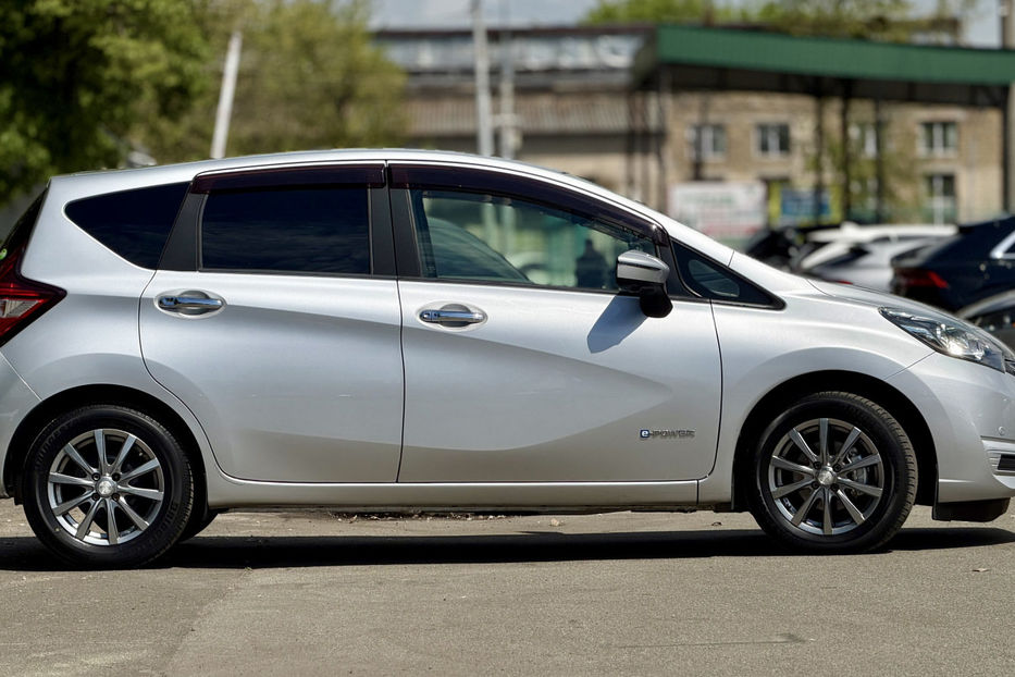 Продам Nissan Note 1.2 e-POWER АТ (109 к.с) 2017 года в Киеве