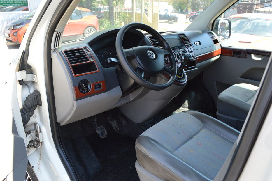 Продам Volkswagen T5 (Transporter) пасс. Груз\пас 2008 года в Одессе