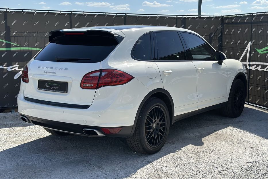 Продам Porsche Cayenne S 2011 года в Киеве