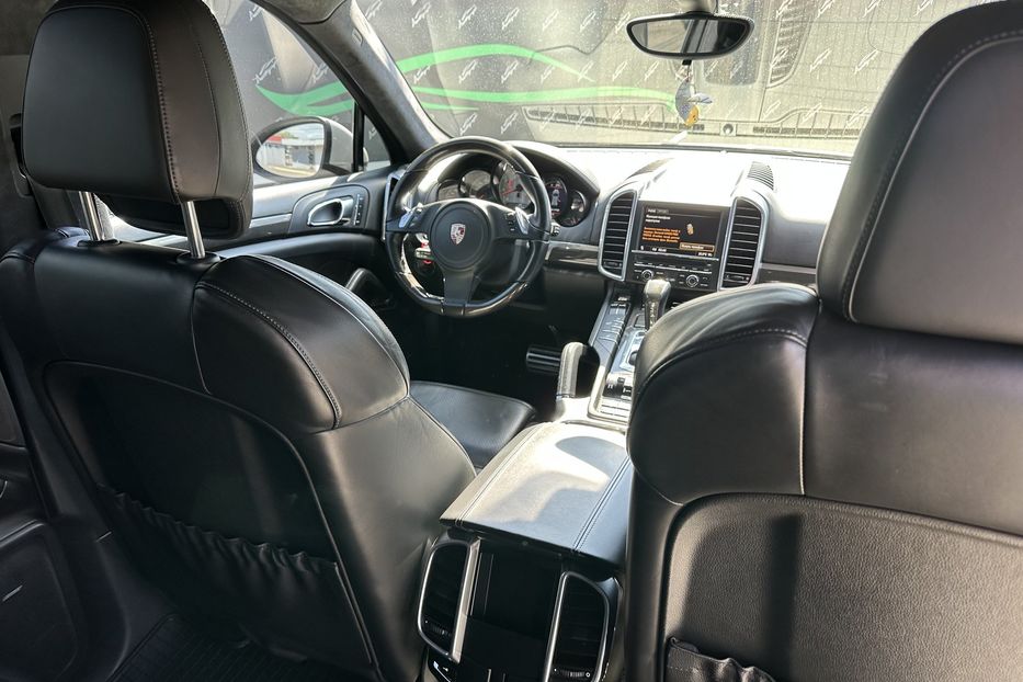 Продам Porsche Cayenne S 2011 года в Киеве