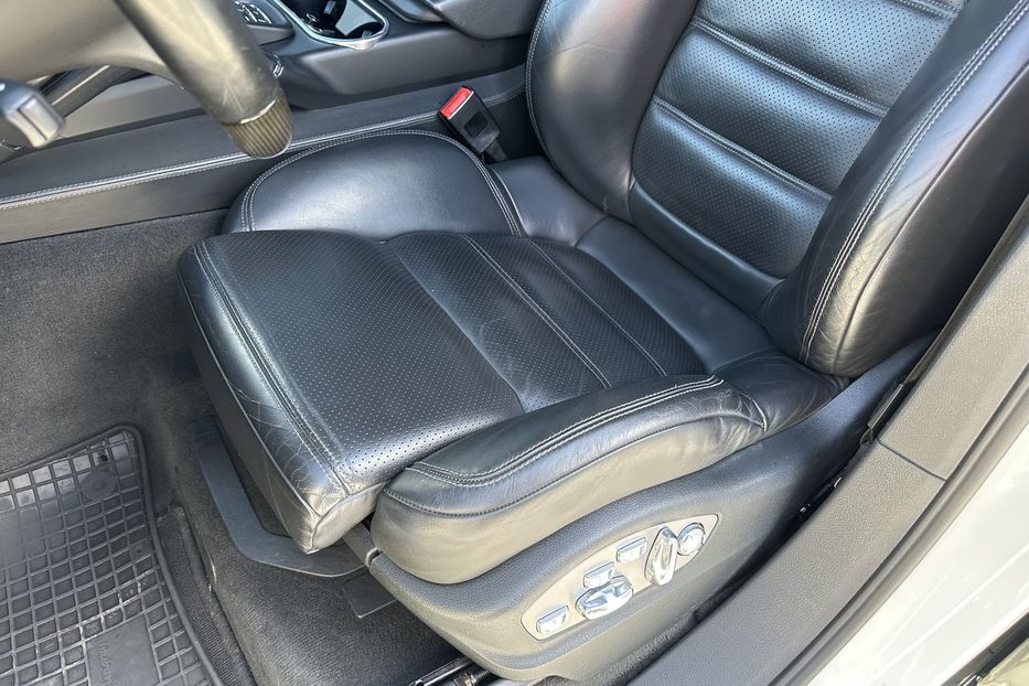 Продам Porsche Cayenne S 2011 года в Киеве