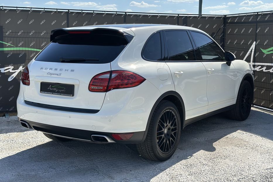 Продам Porsche Cayenne S 2011 года в Киеве