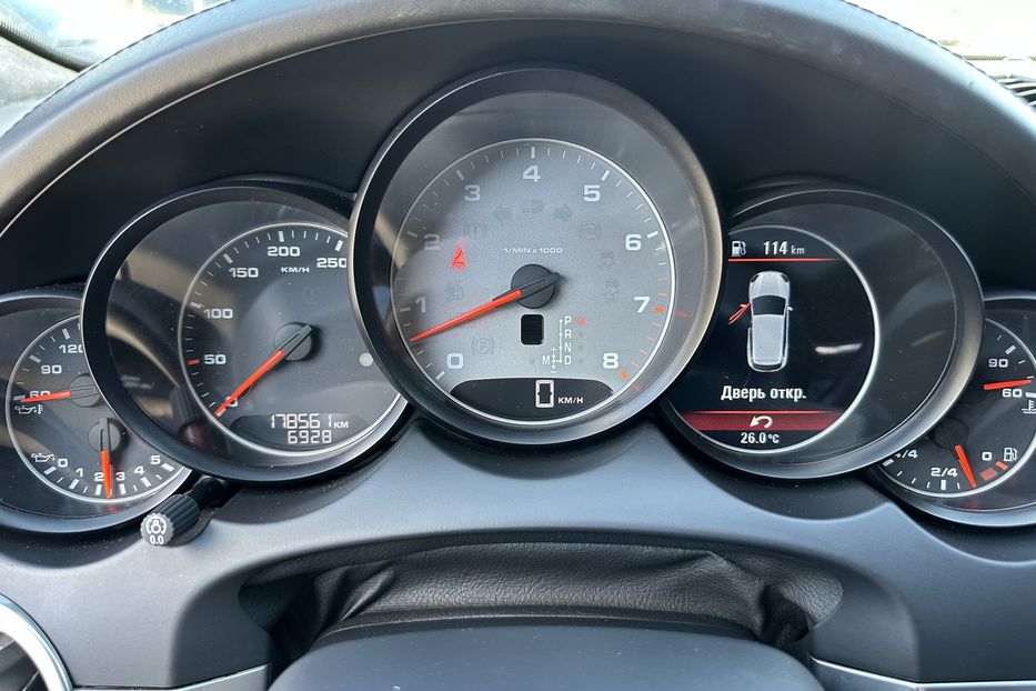 Продам Porsche Cayenne S 2011 года в Киеве