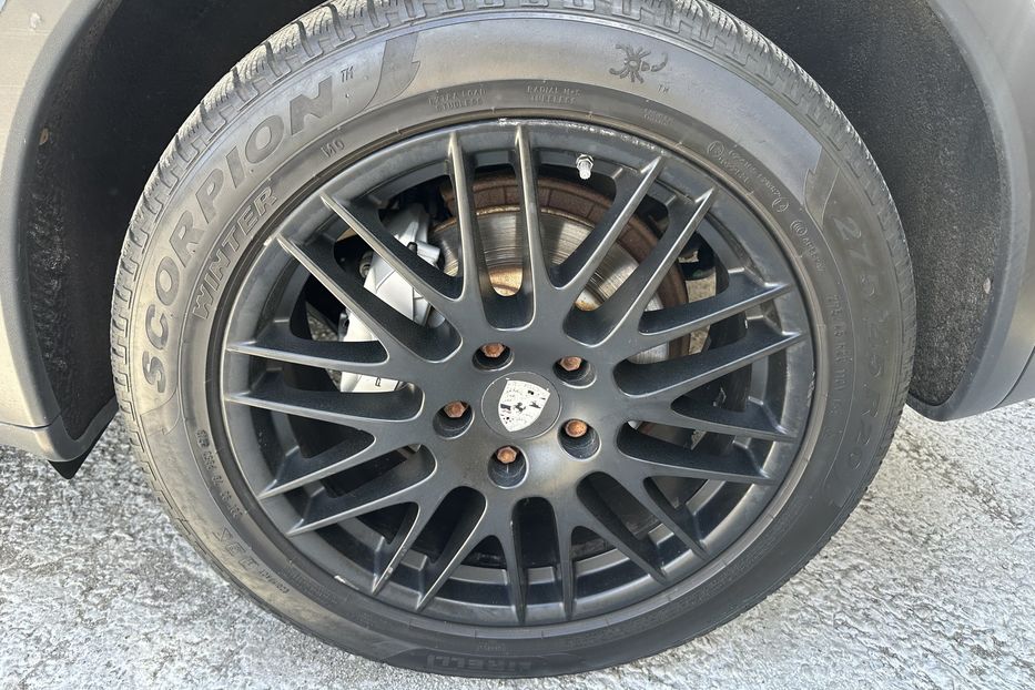 Продам Porsche Cayenne S 2011 года в Киеве