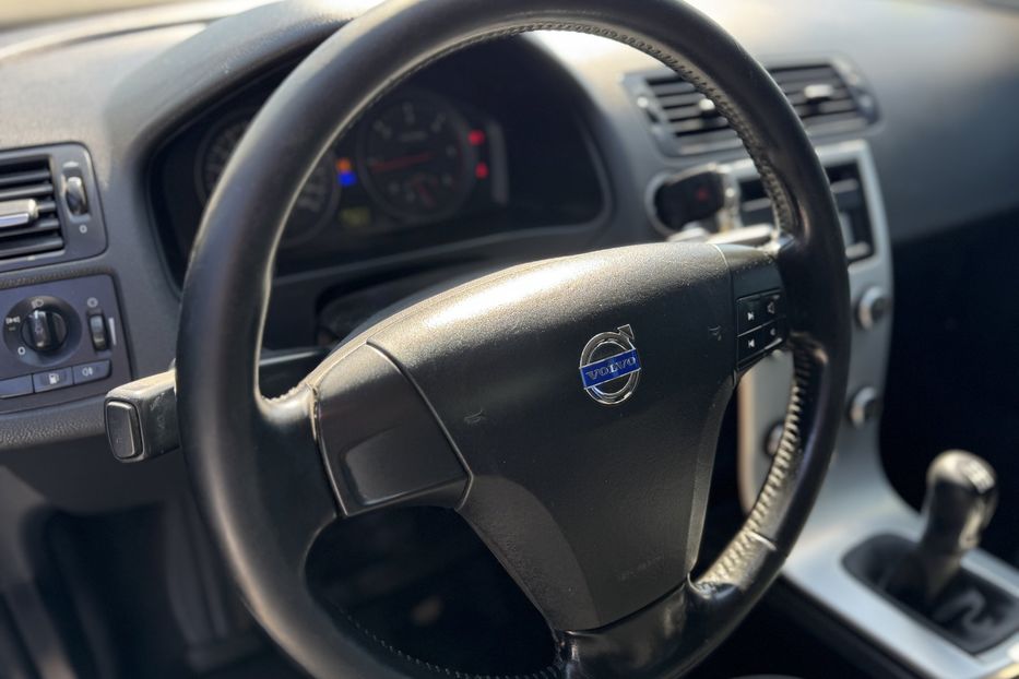 Продам Volvo V50 (COMIS) 2010 года в г. Умань, Черкасская область