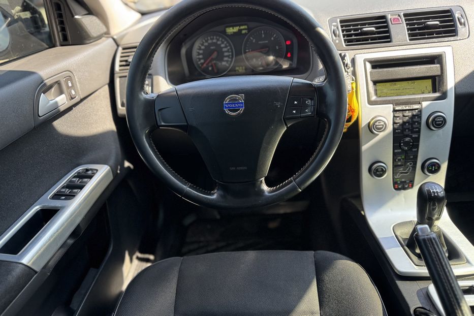 Продам Volvo V50 (COMIS) 2010 года в г. Умань, Черкасская область