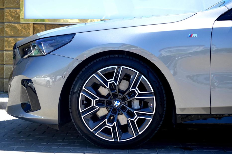 Продам BMW 540 Xdrive 2025 года в Одессе