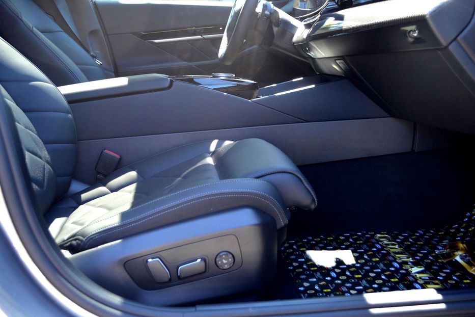 Продам BMW 540 Xdrive 2025 года в Одессе
