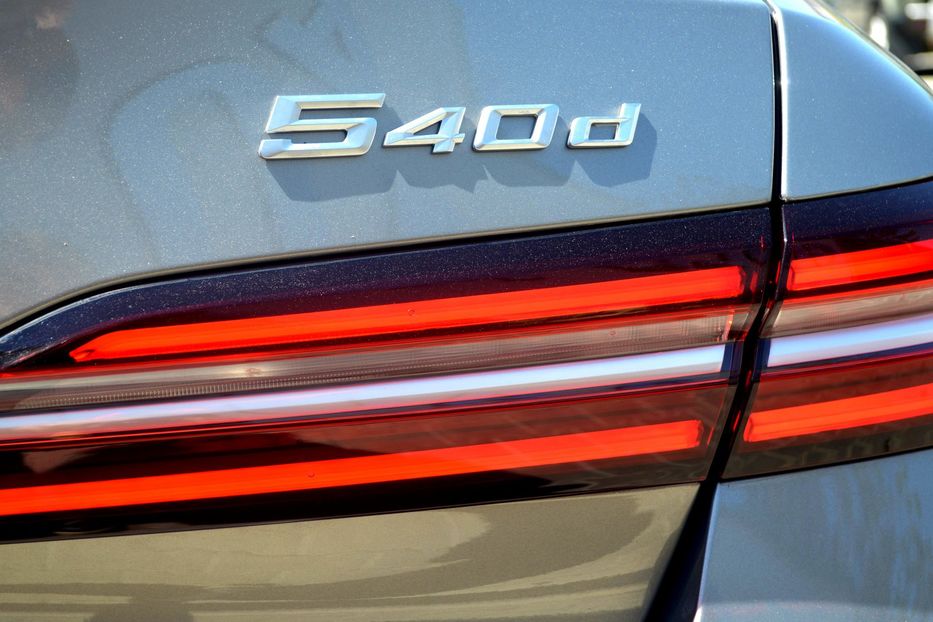 Продам BMW 540 Xdrive 2025 года в Одессе