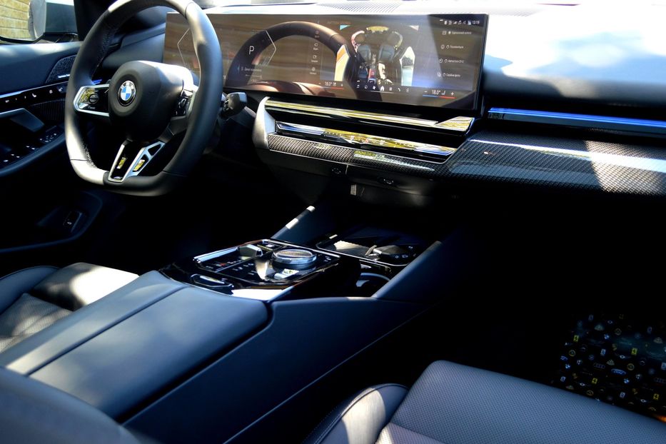 Продам BMW 540 Xdrive 2025 года в Одессе