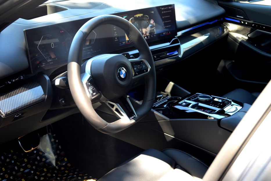 Продам BMW 540 Xdrive 2025 года в Одессе