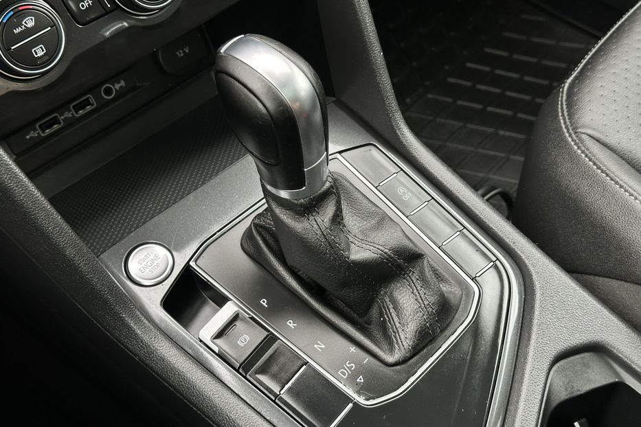Продам Volkswagen Tiguan SE  2019 года в Луцке