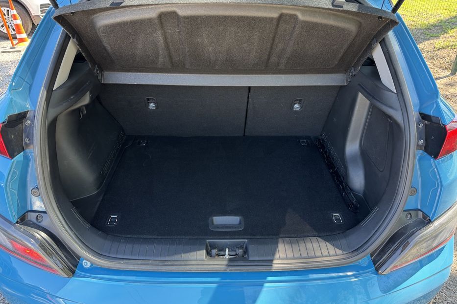 Продам Hyundai Kona (COMIS) 39kwh 2022 года в г. Умань, Черкасская область