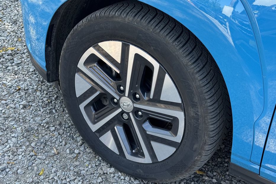 Продам Hyundai Kona (COMIS) 39kwh 2022 года в г. Умань, Черкасская область