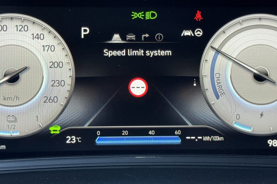 Продам Hyundai Kona (COMIS) 39kwh 2022 года в г. Умань, Черкасская область