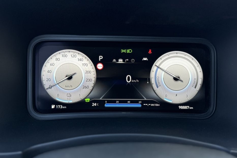Продам Hyundai Kona (COMIS) 39kwh 2022 года в г. Умань, Черкасская область