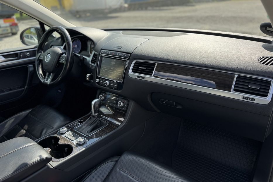Продам Volkswagen Touareg (COMIS) 2014 года в г. Умань, Черкасская область