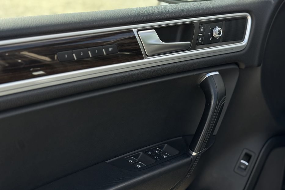 Продам Volkswagen Touareg (COMIS) 2014 года в г. Умань, Черкасская область