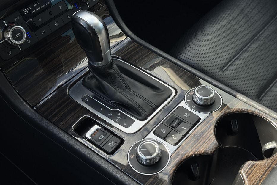 Продам Volkswagen Touareg (COMIS) 2014 года в г. Умань, Черкасская область