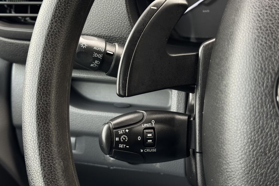 Продам Opel Vivaro груз. (COMIS) 2022 года в г. Умань, Черкасская область