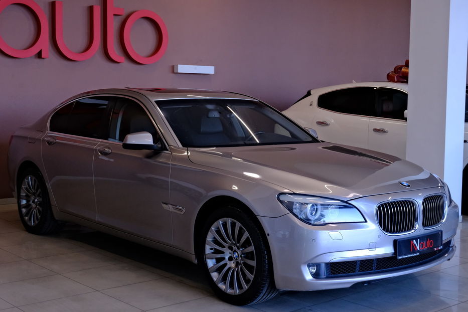 Продам BMW 750 2011 года в Одессе