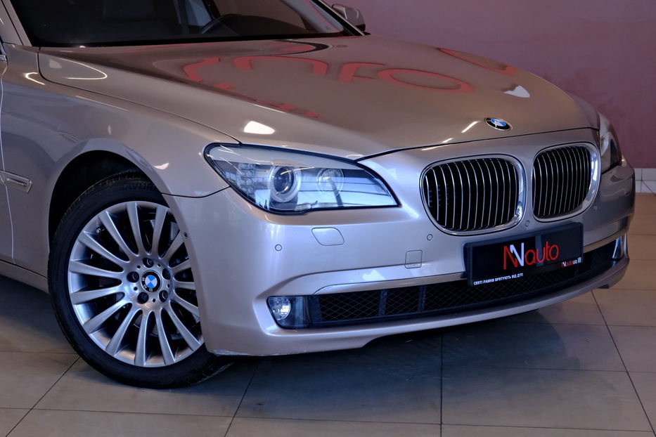 Продам BMW 750 2011 года в Одессе