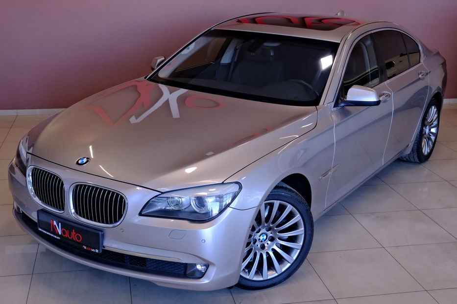 Продам BMW 750 2011 года в Одессе
