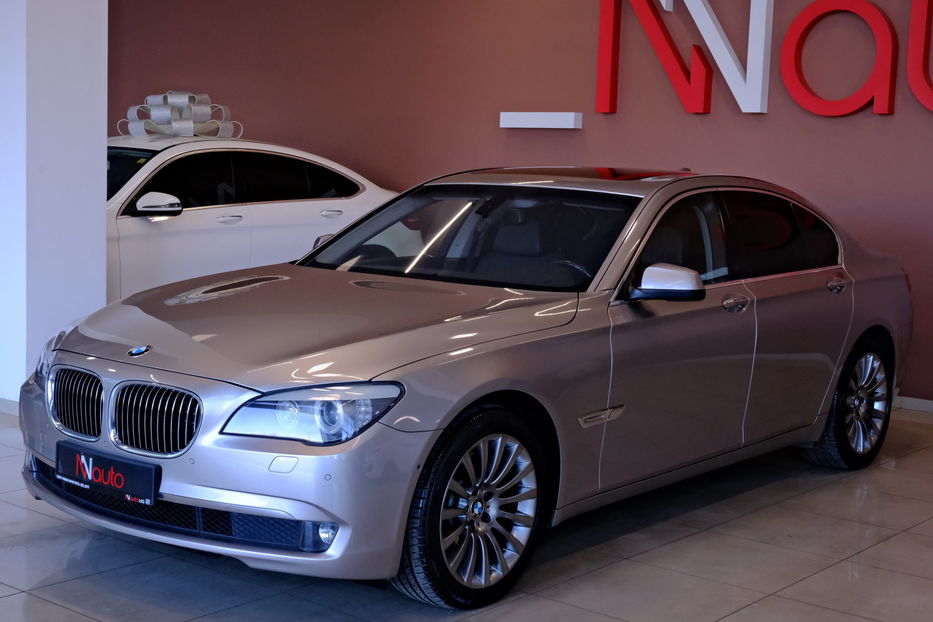 Продам BMW 750 2011 года в Одессе