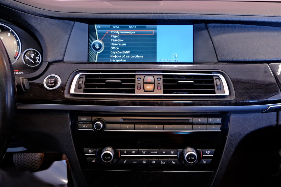 Продам BMW 750 2011 года в Одессе