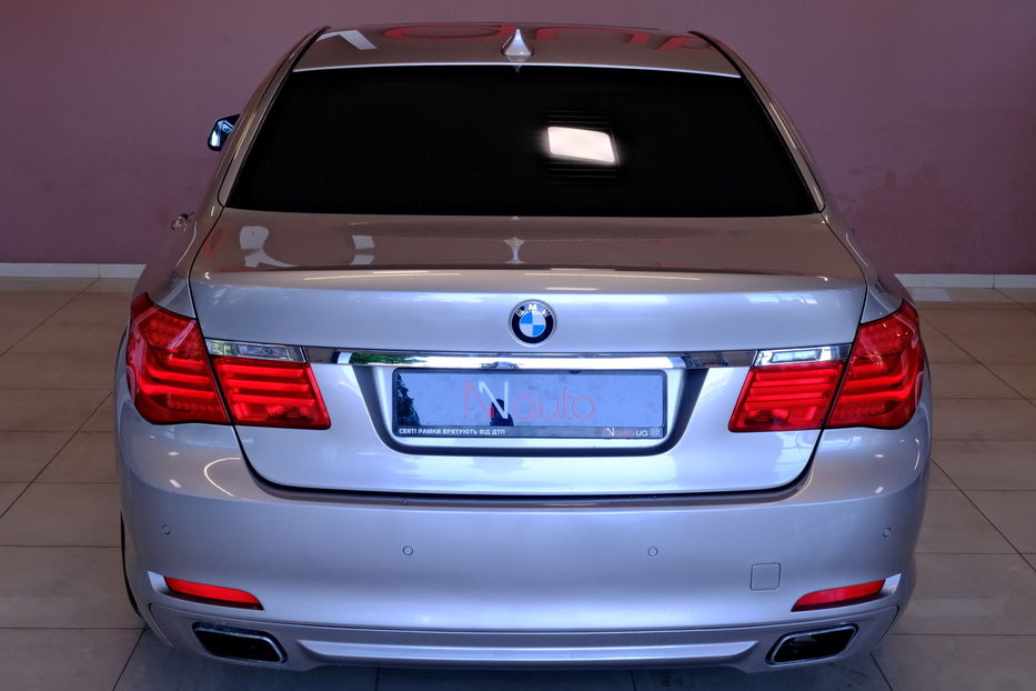 Продам BMW 750 2011 года в Одессе
