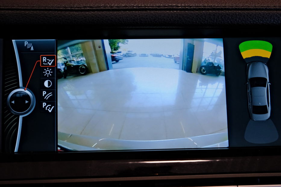 Продам BMW 750 2011 года в Одессе