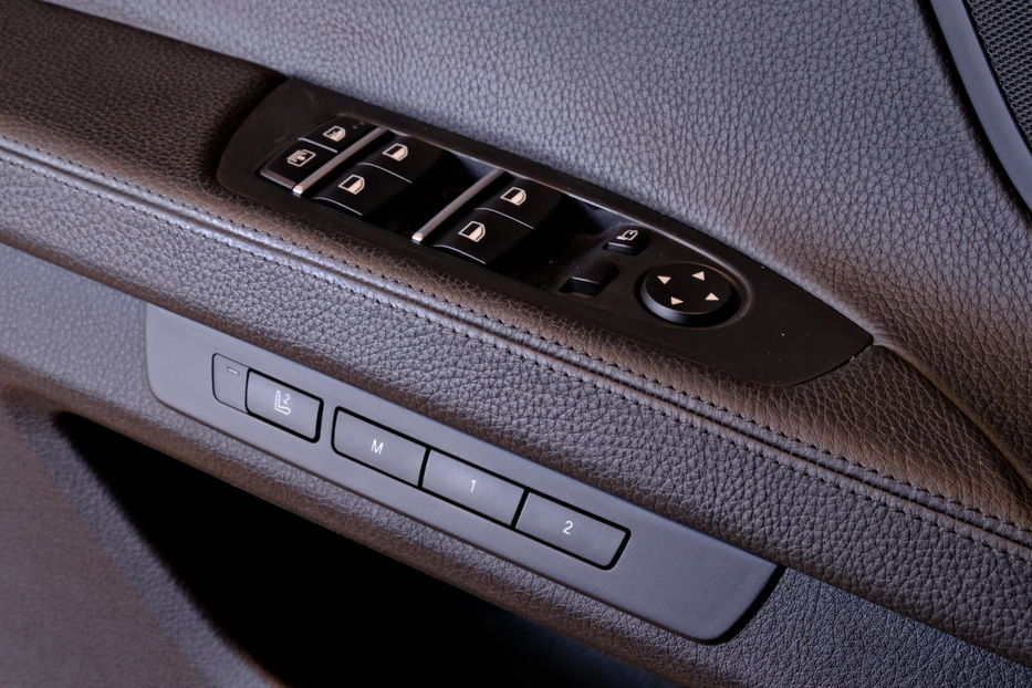 Продам BMW 750 2011 года в Одессе