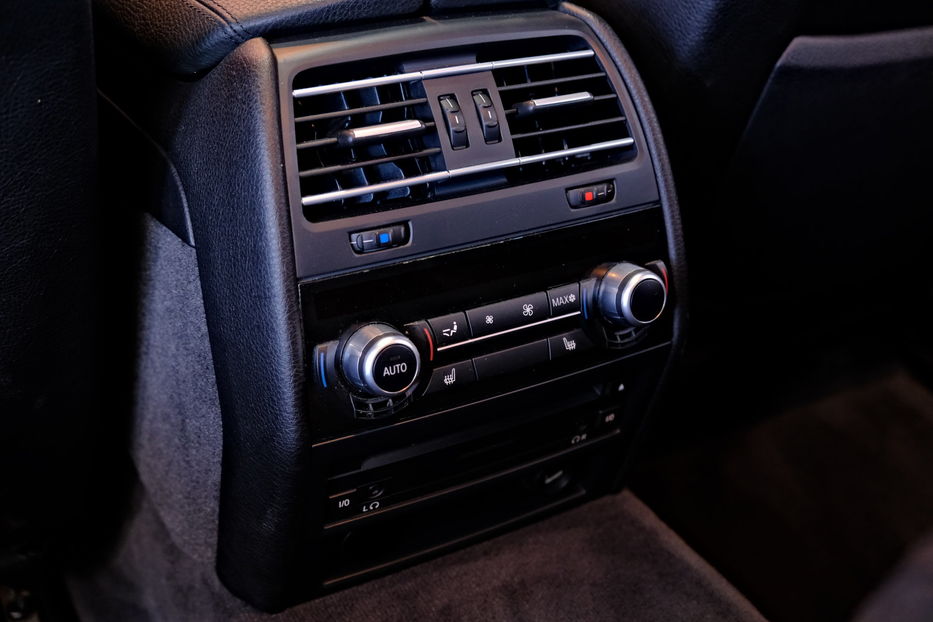 Продам BMW 750 2011 года в Одессе