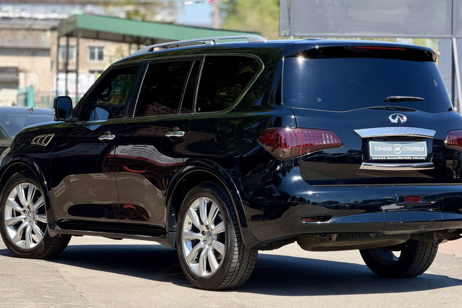 Продам Infiniti QX56 5.6 AT (405 к.с.) AWD 2010 года в Киеве