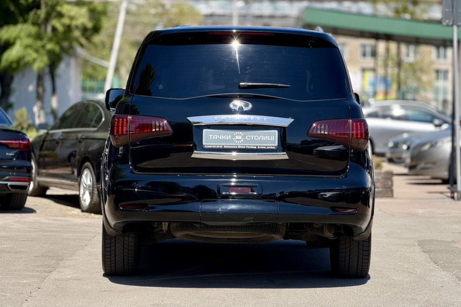 Продам Infiniti QX56 5.6 AT (405 к.с.) AWD 2010 года в Киеве