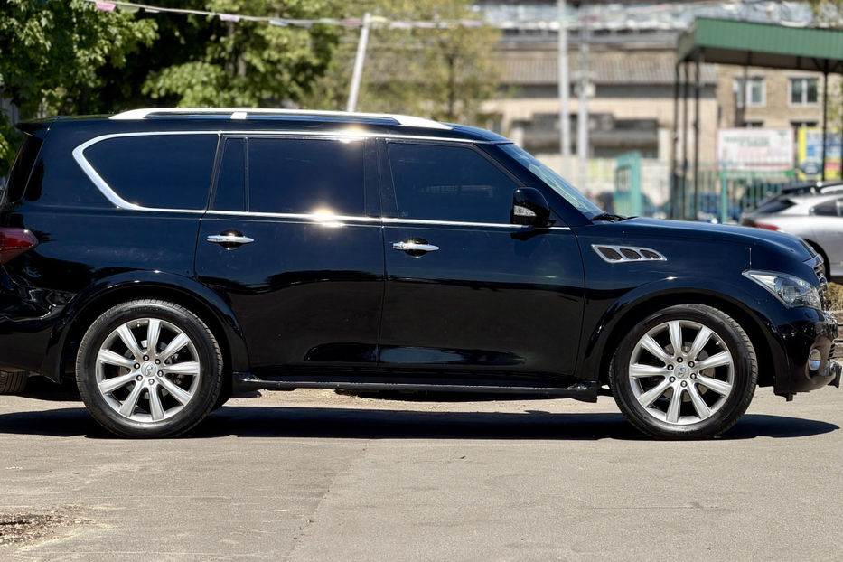 Продам Infiniti QX56 5.6 AT (405 к.с.) AWD 2010 года в Киеве
