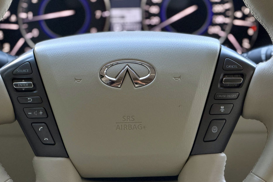Продам Infiniti QX56 5.6 AT (405 к.с.) AWD 2010 года в Киеве