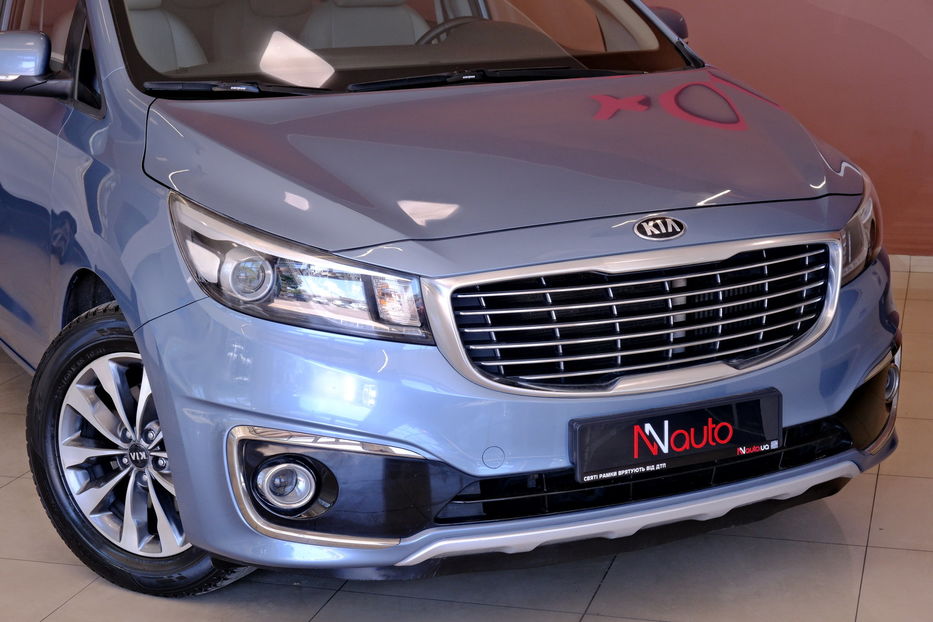Продам Kia Carnival 2014 года в Одессе