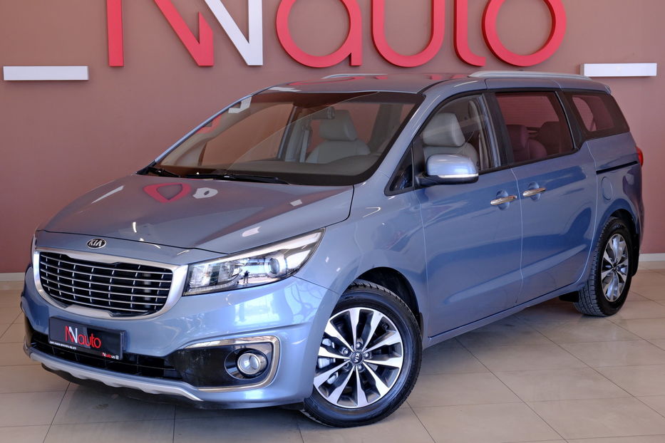 Продам Kia Carnival 2014 года в Одессе