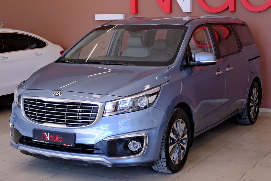 Продам Kia Carnival 2014 года в Одессе