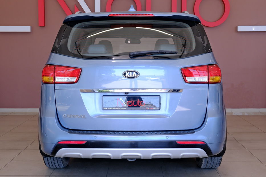 Продам Kia Carnival 2014 года в Одессе