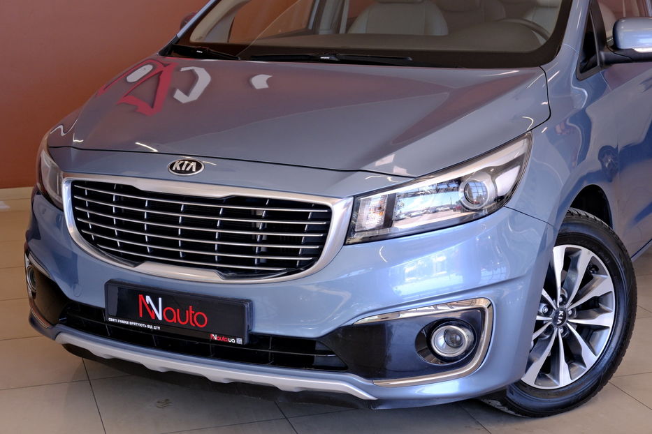 Продам Kia Carnival 2014 года в Одессе