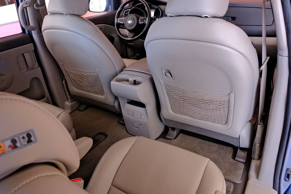 Продам Kia Carnival 2014 года в Одессе