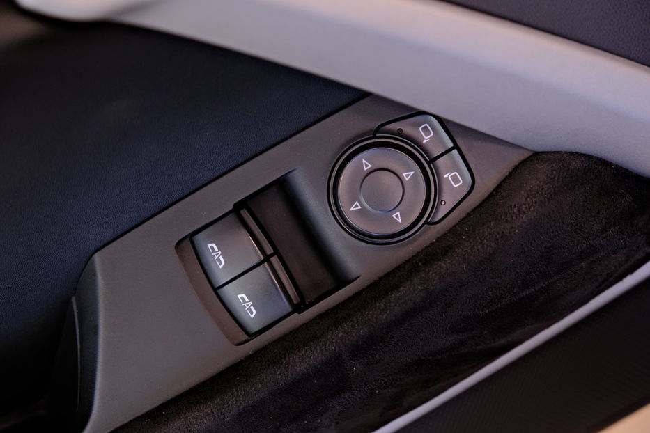Продам Chevrolet Camaro 2019 года в Одессе