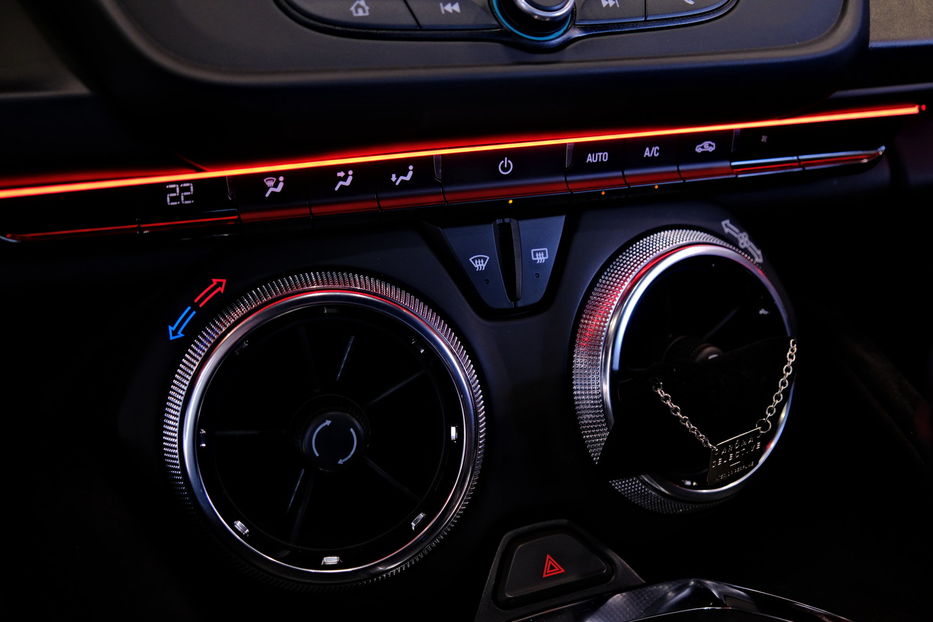 Продам Chevrolet Camaro 2019 года в Одессе