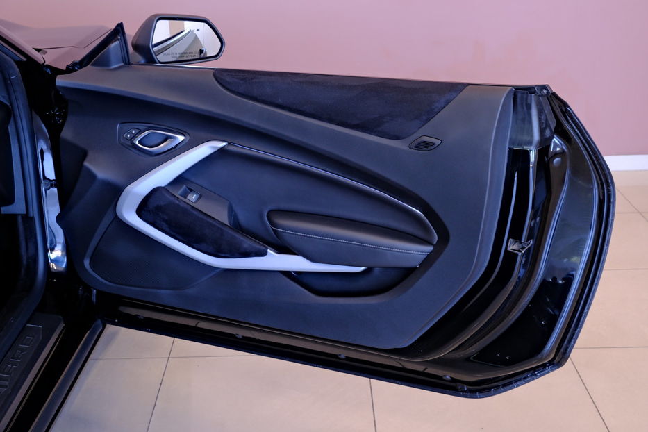 Продам Chevrolet Camaro 2019 года в Одессе