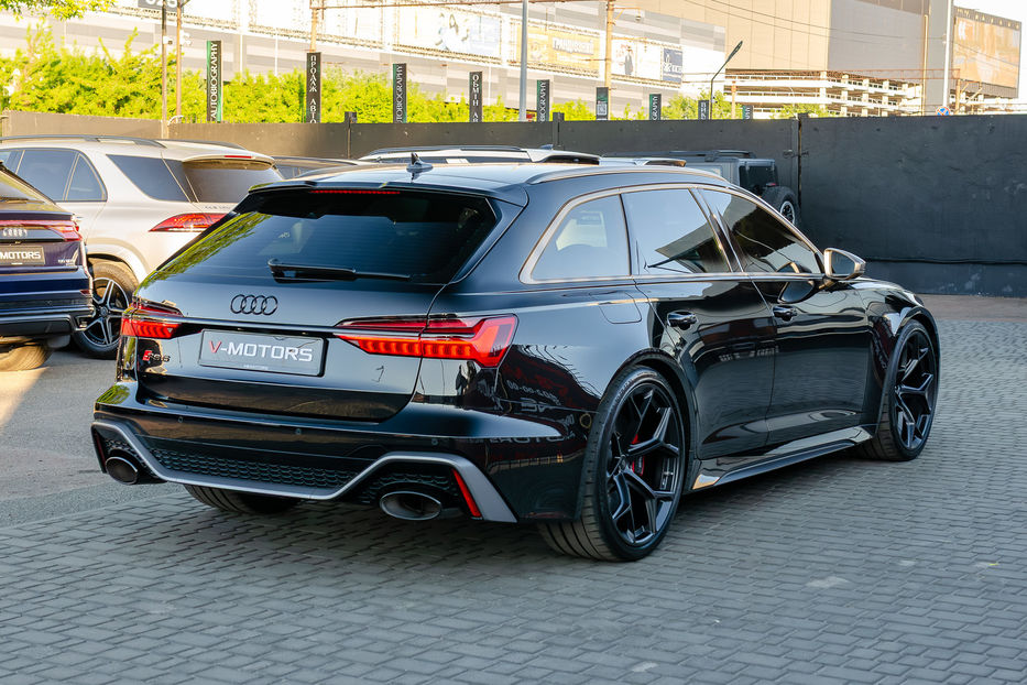 Продам Audi RS6 Performance 2024 года в Киеве