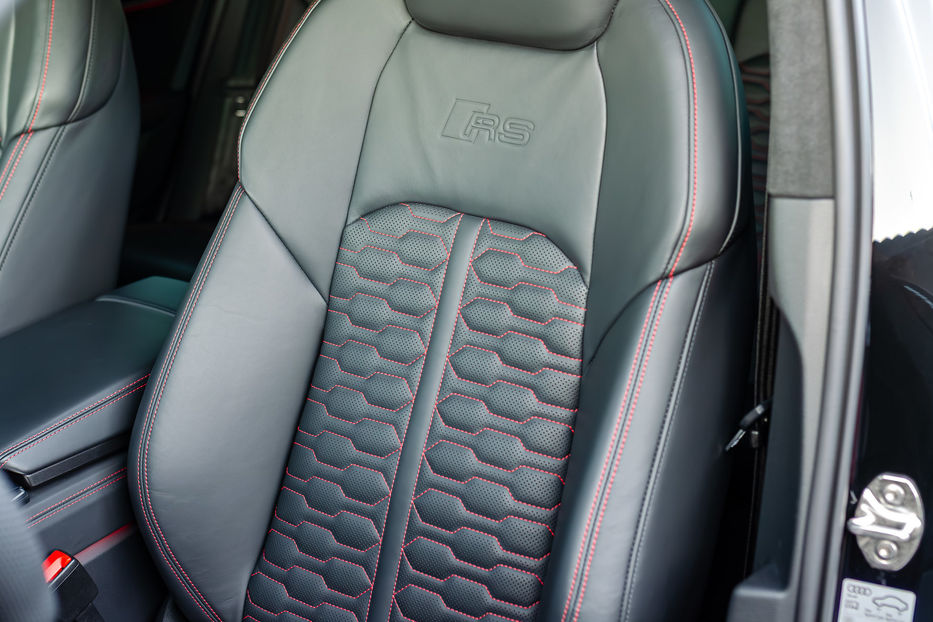 Продам Audi RS6 Performance 2024 года в Киеве
